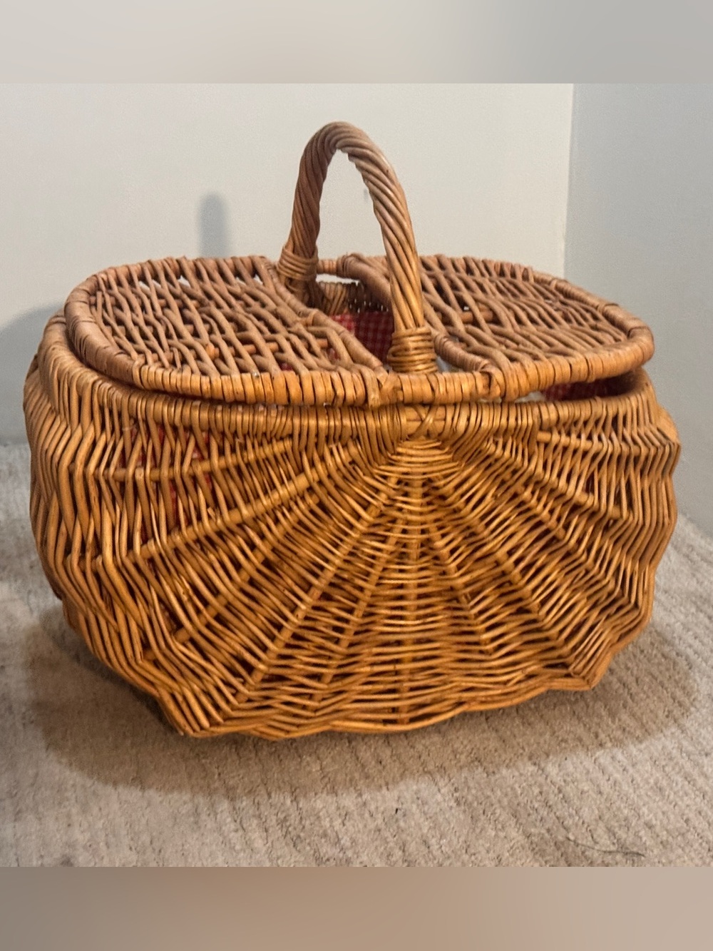 Large Wicker Picnic Basket Tote - Natural Brown